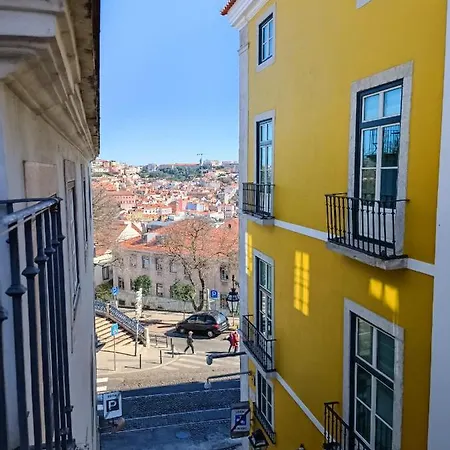 Apartment 2 Bedroom - Bairro Alto